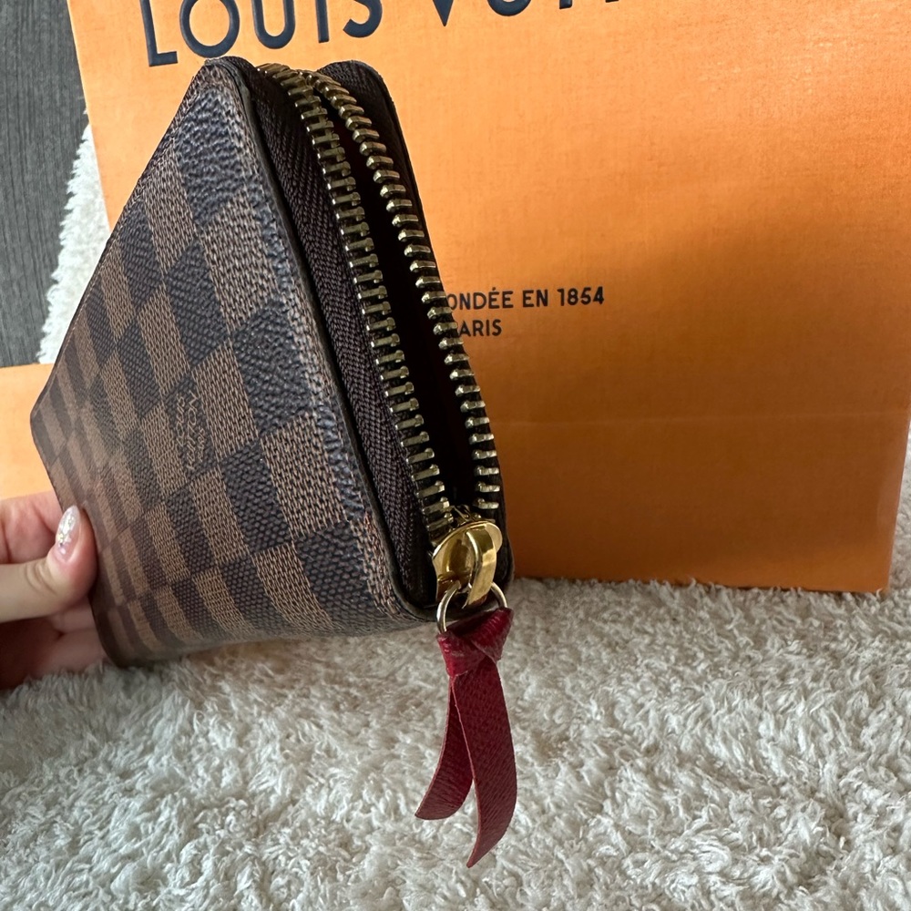 Louis Vuitton Clémence Wallet - Picture 7 of 10